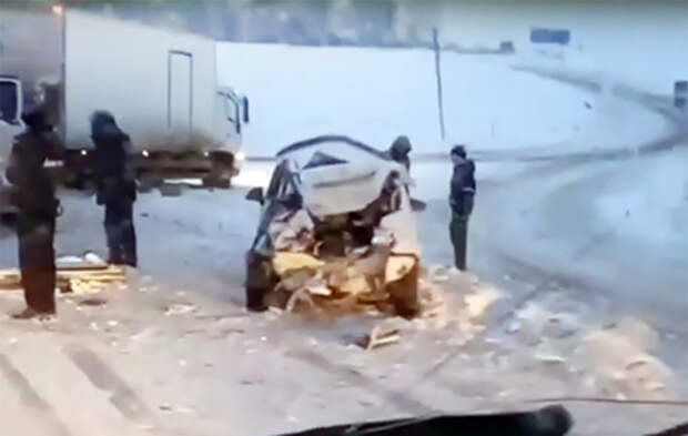 Два человека пострадали в ДТП с машиной главы Кузбасса