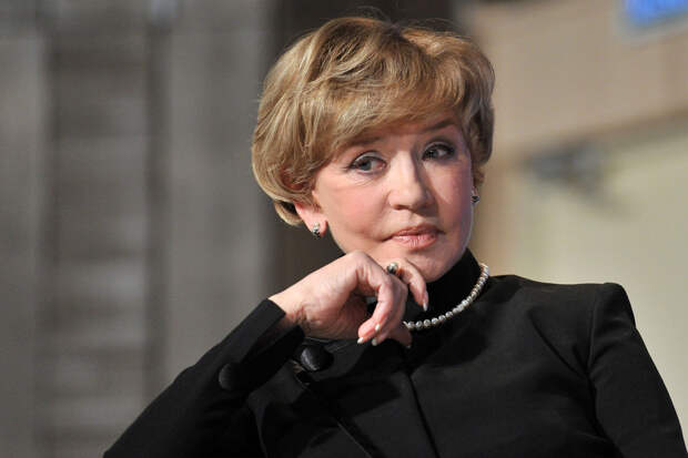 Актрису Алентову госпитализировали с прощания с Лобоцким