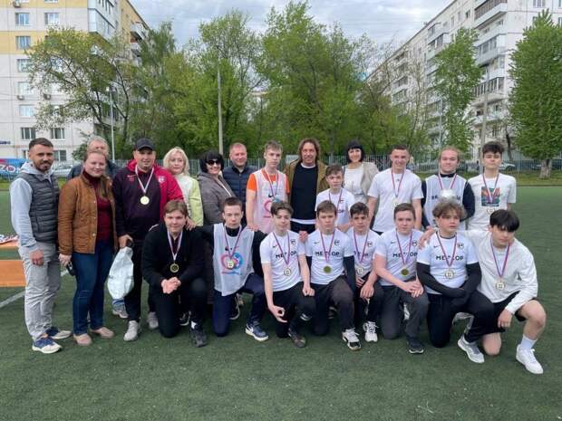 Ученики школы №1367 выиграли кубок района Текстильщики по футболу