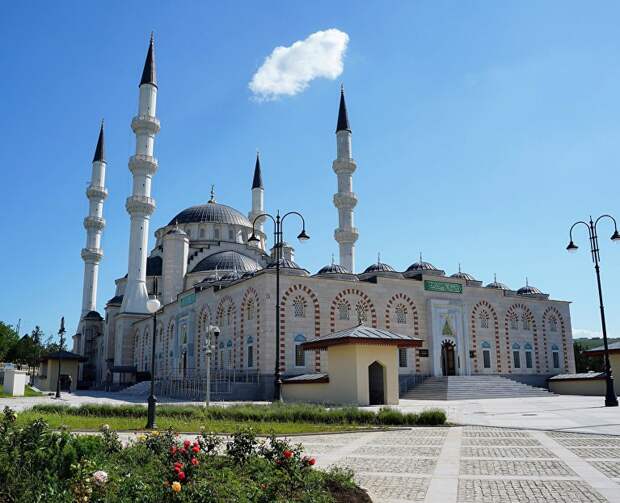 Мусульмане Крыма отмечают один из главных праздников – Ураза-байрам