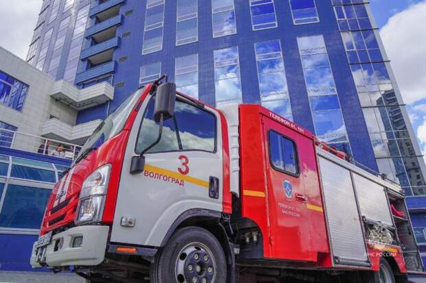 В Волгограде сотрудники МЧС России провели опытное учение в высотке