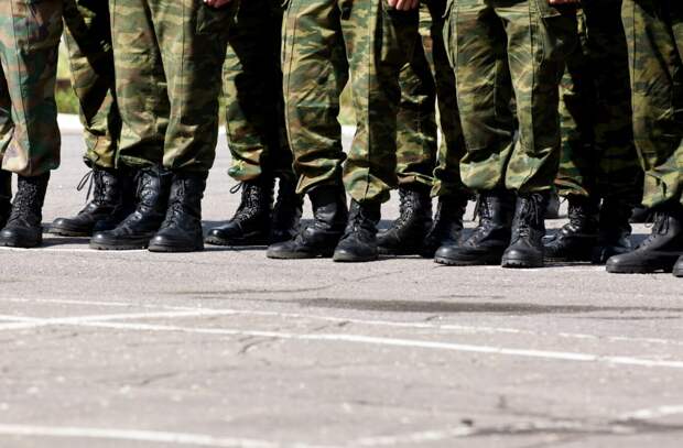 Пять бойцов из Иркутской области вернулись из украинского плена