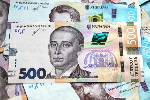 Украинский кабмин с 2026 года запланировал снижение госрасходов на оборону