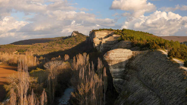 Стрелявший в полицейских в Оренбуржье мог скрыться в горах