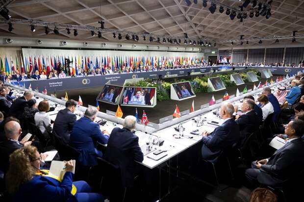 Конференция мира превратилась в саммит агрессии: План Зеленского создать единый фронт против России провалился