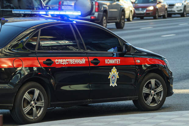 Тело мужчины с ножевыми ранениями нашли возле Боровского шоссе в Москве