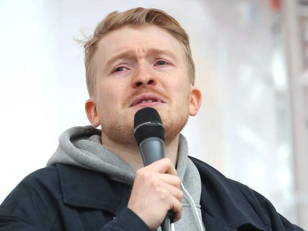 Верховный суд не стал рассматривать жалобу комика Поперечного о статусе иноагента