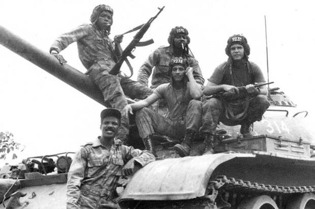 За 1968-1991 годы в Йемене побывали 5245 советских военных специалистов. /Фото: sensum-club.pro За 1968-1991 годы в Йемене побывали 5245 советских военных специалистов. /Фото: sensum-club.pro