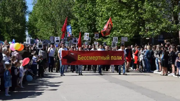 Руководство Крыма разрешило провести «Бессмертный полк» очно