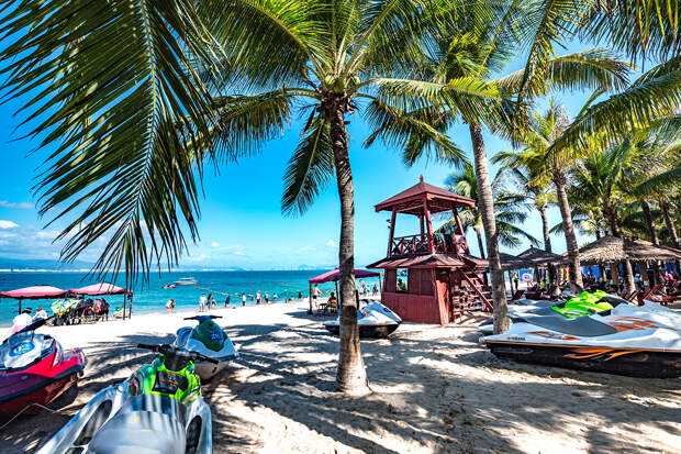 Россиянин описал отдых на курорте Китая фразой «лучше Таиланда и Вьетна­ма»