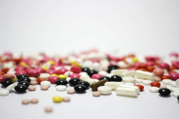 Росздравнадзор проверит сообщения о незаконной перепродаже дорогих лекарств
