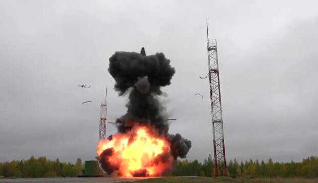 Пуск континентальной ракеты, Россия. Источник изображения: https://vk.com/denis_siniy