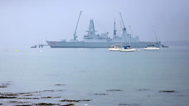 Le Monde: британский флот приближается к критической точке непригодности