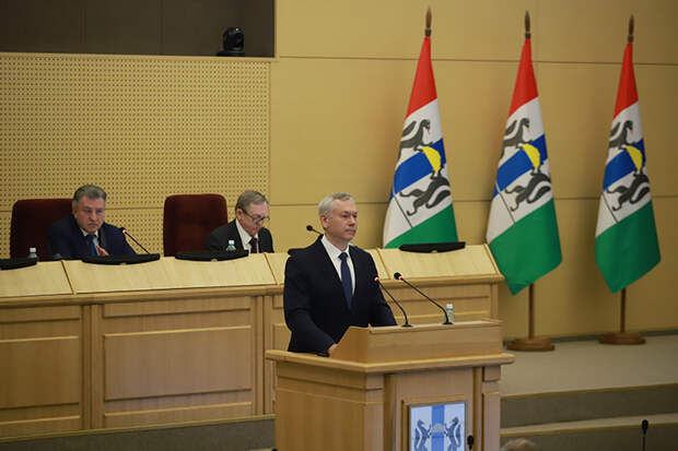 Депутаты Заксобрания единогласно утвердили отчёт Андрея Травникова за 2026 год