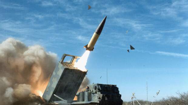 «Военное дело»: ВСУ запускают ракеты по Крыму и Севастополю с сухогрузов