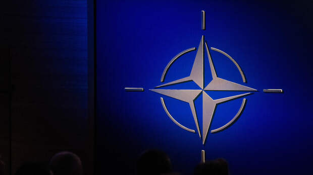 НАТО создаст спецбанк для подготовки к военному конфликту с Россией к 2027 году