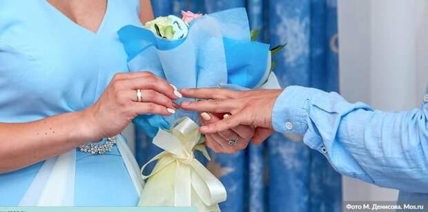 В Москве около 60 пар планируют зарегистрировать брак 7 января. Фото: М. Денисов mos.ru