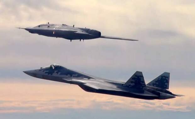 AWACS для Украины и российский ответ  Самолёты AWACS стран НАТО сыграли большую роль в поддержке Украины в конфликте с Россией.-13