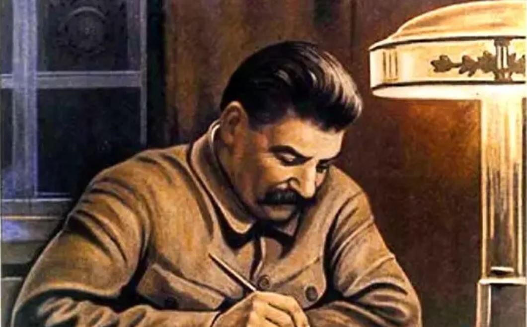 «Либо Россия станет страной Советов, либо будет колонией западных стран». И.Сталин