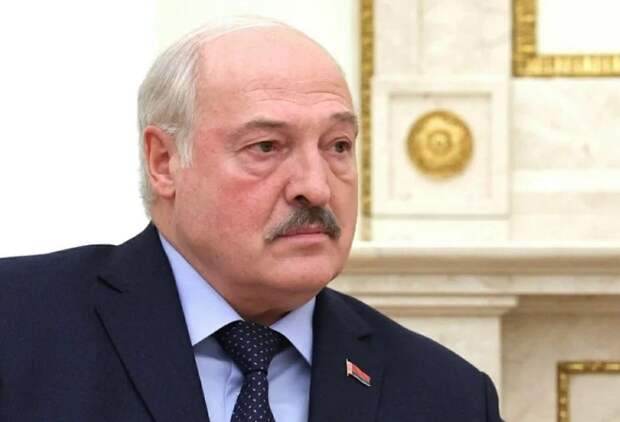 Александр Лукашенко заявил, о том что военно-политическая обстановка вокруг СНГ обострилась еще больше