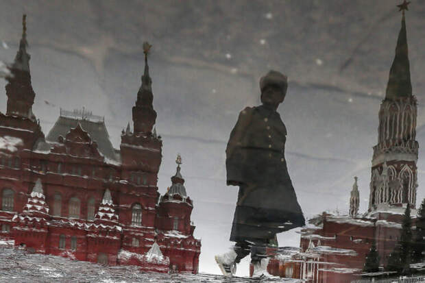 Правило No Russia и заморозка активов: каким получился «алмазный» пакет санкций ЕС