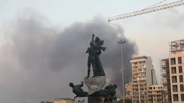 Франция направляет в Бейрут врачей и медицинское оборудование