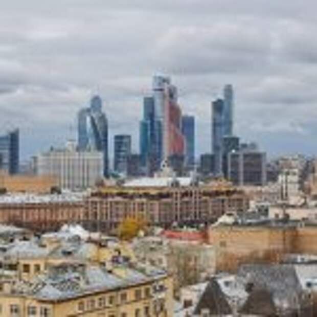 Посетители работавшего ночью ресторана в Москве подрались, покидая заведение в момент рейда. Фото: М. Денисов mos.ru
