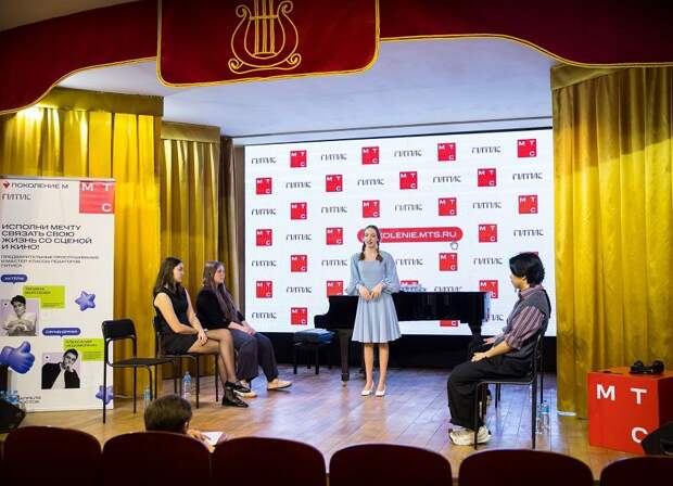 Абитуриенты со всего Дальнего Востока прошли прослушивания в ГИТИС во Владивостоке