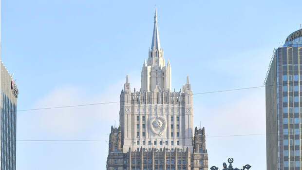 МИД РФ: Москва оставит за собой право на ответные меры на высылку дипломата из Черногории