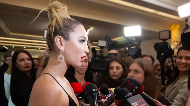 «Она растолстела или в положении?!»: фанаты в шоке от вида Ольги Бузовой