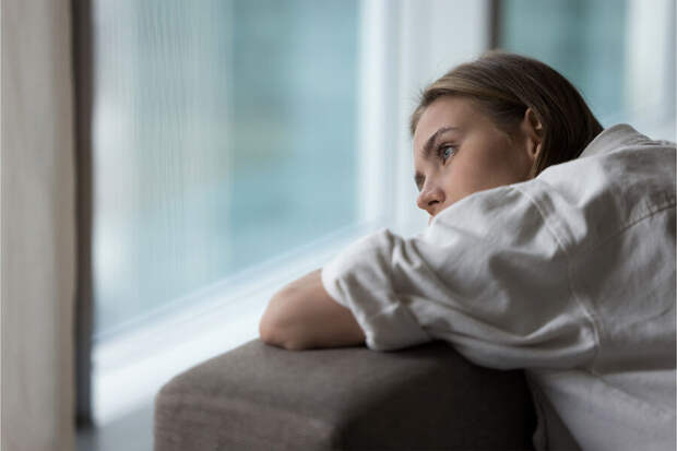 Психолог Хорс: россияне страдают от синдрома отложенной жизни из-за страха