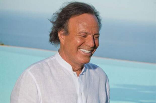 Прокуратура Испании закрыла жалобу на Хулио Иглесиаса о домогательствах