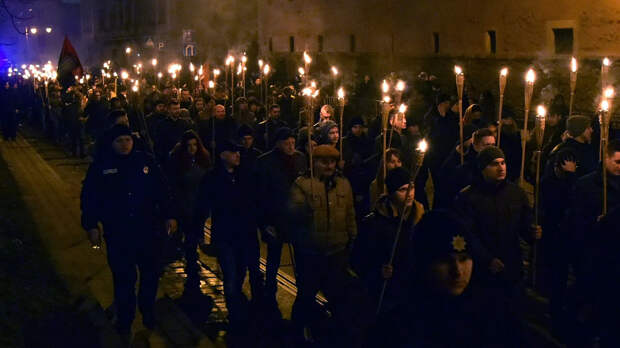 Участники марша националистов, приуроченного к 109-й годовщине со дня рождения Степана Бандеры, во Львове - РИА Новости, 1920, 05.03.2022