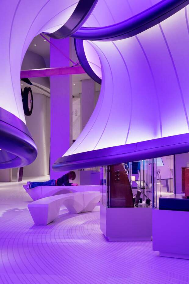 Галерея Уинтон: Математика от Zaha Hadid Architects (21 фото) Галерея Уинтон: Математика от Zaha Hadid Architects (21 фото)