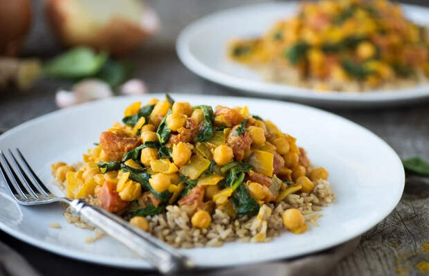 Как вкусно приготовить нут: 10 простых рецептов