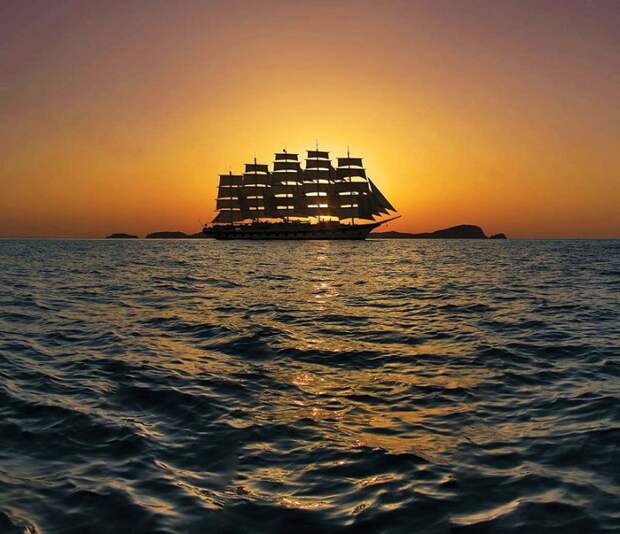 Royal Clipper