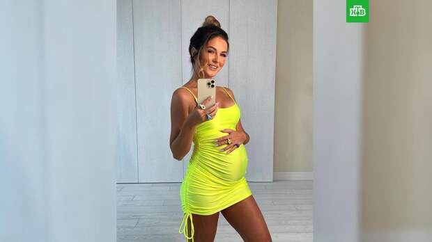 Певица Нюша сообщила о второй беременности