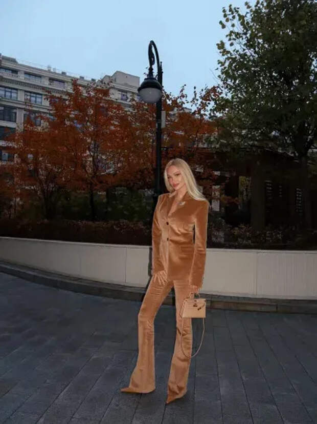 Виктория Лопырёва