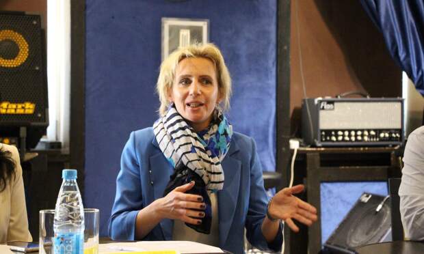 Юлия Волова