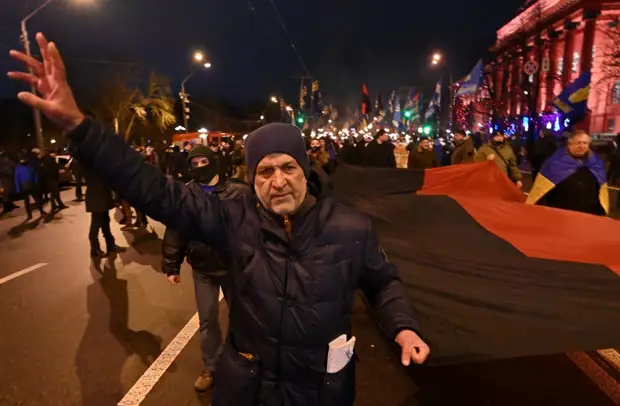 «Олицетворение сути государственной политики»: в России оценили киевское шествие в честь Бандеры