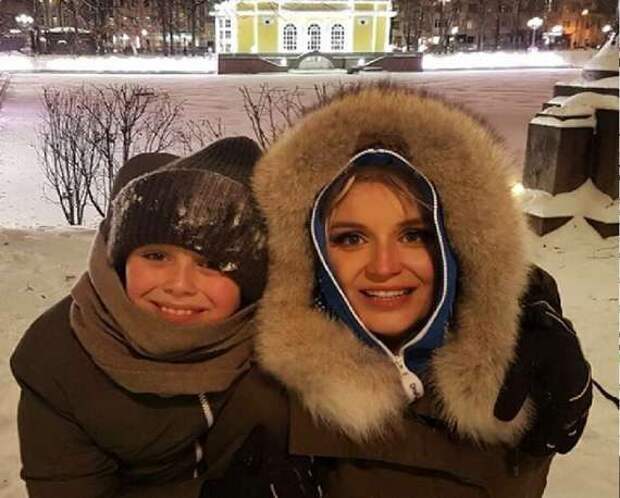 Полина Гагарина с сыном Полина Гагарина