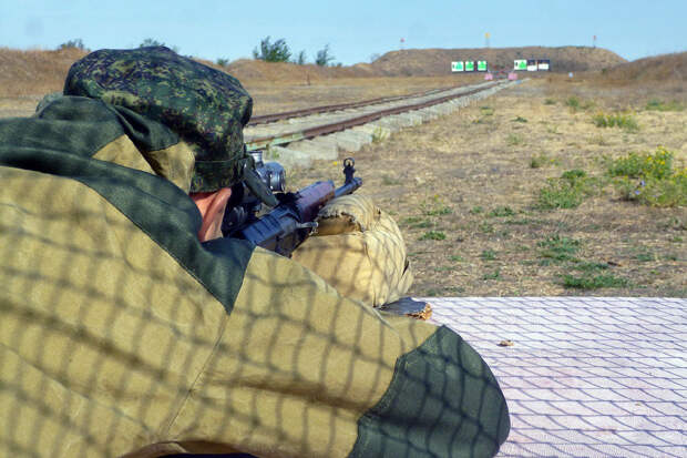 Российские военнослужащие в Приднестровье проводят сборы со снайперами