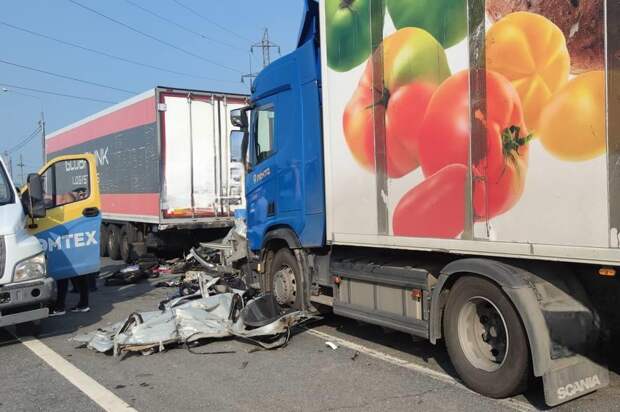 Выжившую в страшной аварии девочку санавиацией доставили в Самару