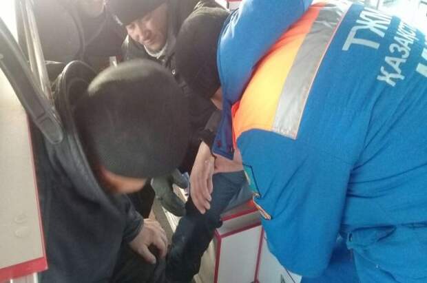 Спасшиеся при возгорании автобуса в Казахстане отказались от госпитализации