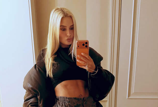 42-летняя звезда «Универа» похвасталась прессом на фото