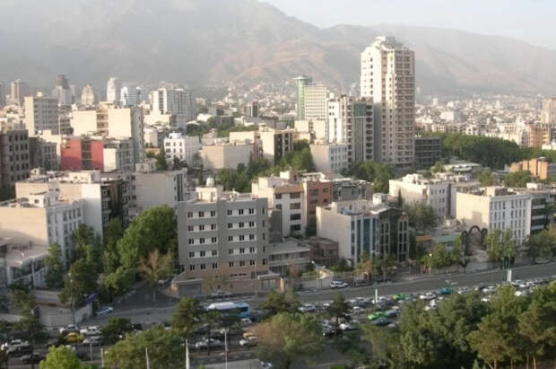 Tasnim: США и Израиль повторно атаковали иранский сталелитейный завод