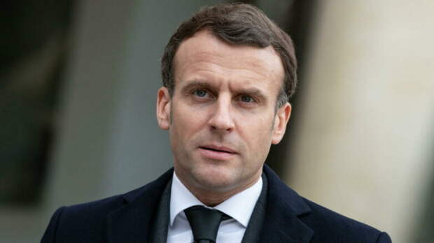 Восстановить контакт с Путиным "как можно скорее" надеется Макрон