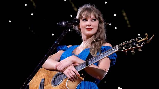 taylor-swift-donates-5-million-to-hurricane-relief-efforts.jpg taylor-swift-donates-5-million-to-hurricane-relief-efforts.jpg
