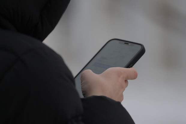 В преддверии Нового года мошенники позвонили жительнице Махачкалы 8099 раз