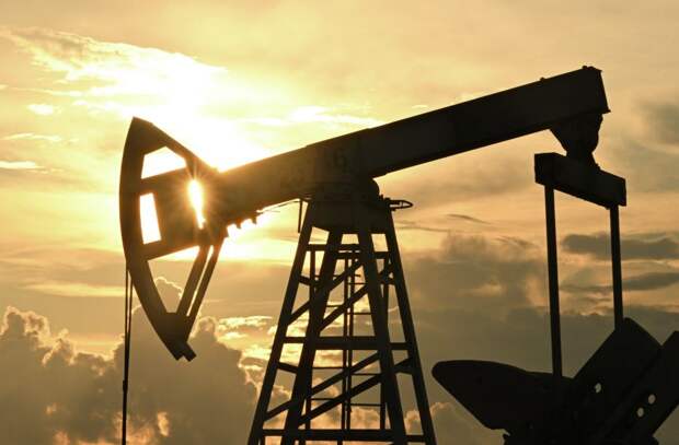 Песков: атаки ВСУ на НПЗ в Туапсе дестабилизируют мировой рынок нефти